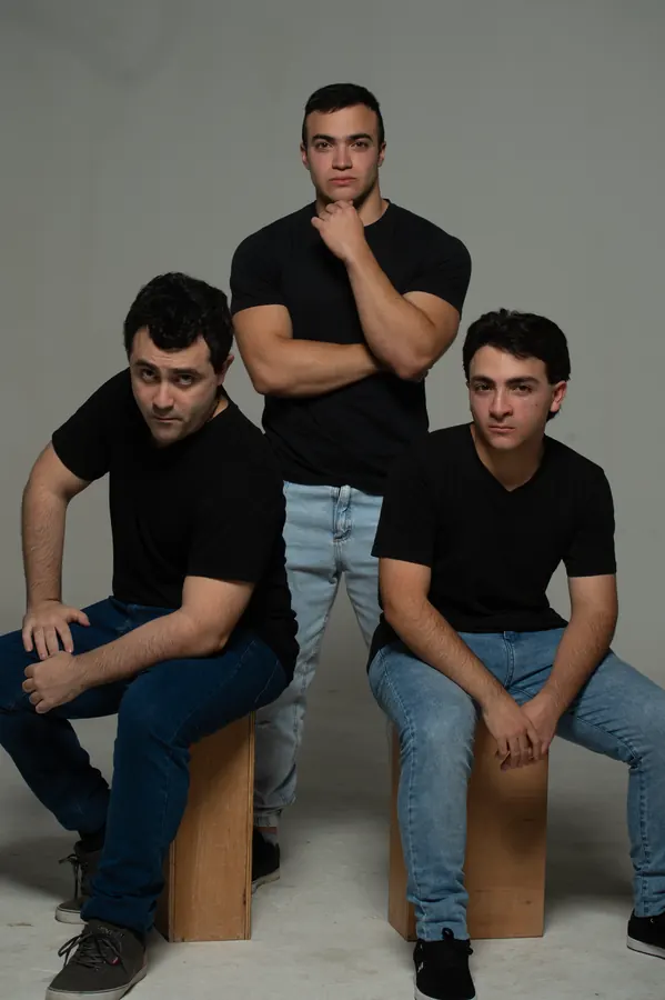 Los Arias Brothers